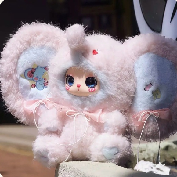 BABY THREE Liila's 600% V3 Masquerade Party With My Girl Lucky 💯AUTH MSRP $220 - Picture 10 of 13